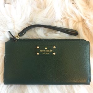 New Kate spade Layton Zip Around wallet wristlet